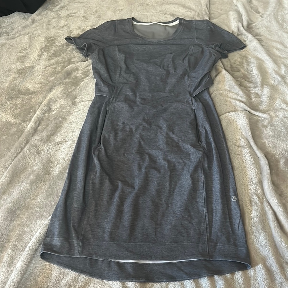 Lululemon &go endeavor gray dress